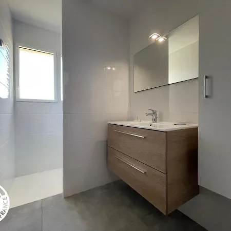 Maison Moderne Avec Jardin Clos, Terrasse Et Parking A 2km De La Plage Clemenceau - Fr-1-426-543 * サン・ヴァンサン・シュル・ジャール