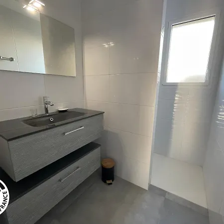 別荘 Maison Moderne Avec Jardin Clos, Terrasse Et Parking A 2km De La Plage Clemenceau - Fr-1-426-543